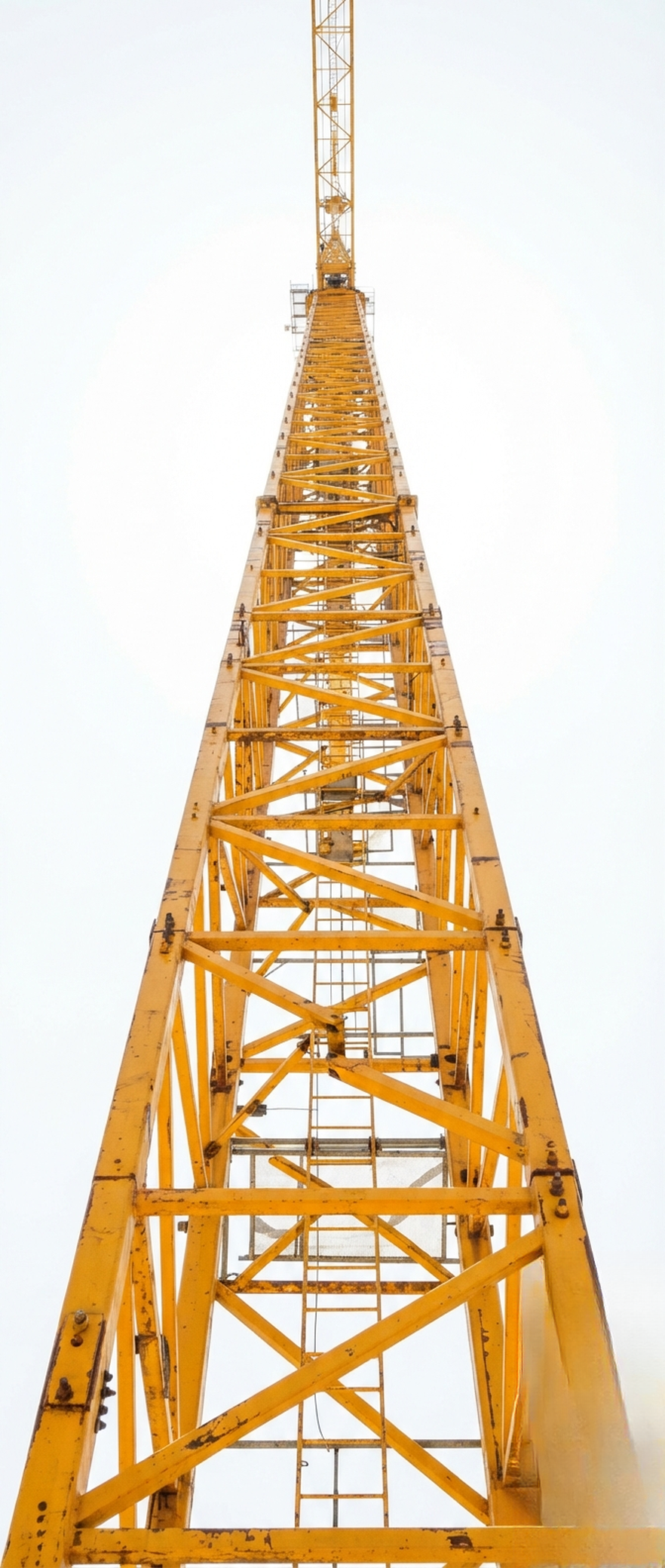 A King County job: the prime contractor's affidavit is not approved, while tiers 1 to 3 below it are all approved — retainage stays held at every tier below the unapproved filing